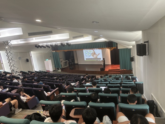 114-1新生適應與愛情學分 青春配方-我的大學生活 高EQ的人際關係練習曲圖片