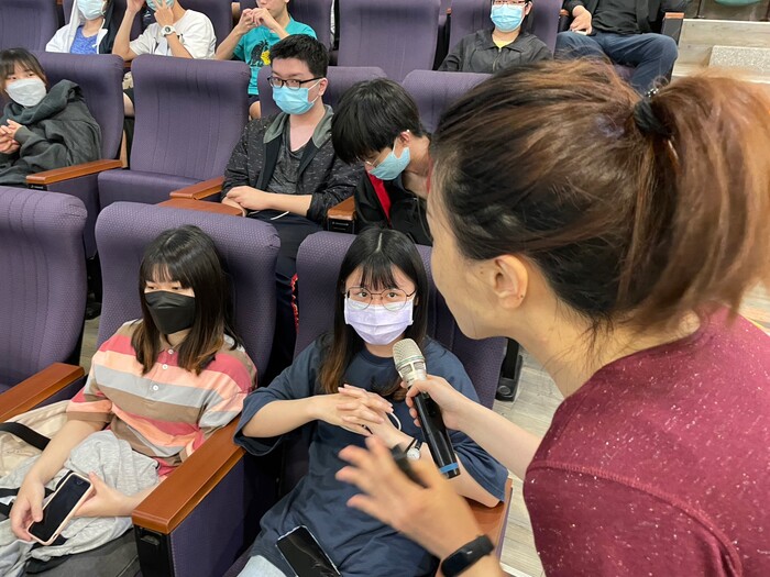 111-2 楚河漢界—親密平衡圖片