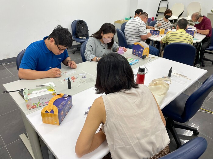 111-2 手工乾燥花小吊飾鑰匙圈工作坊圖片