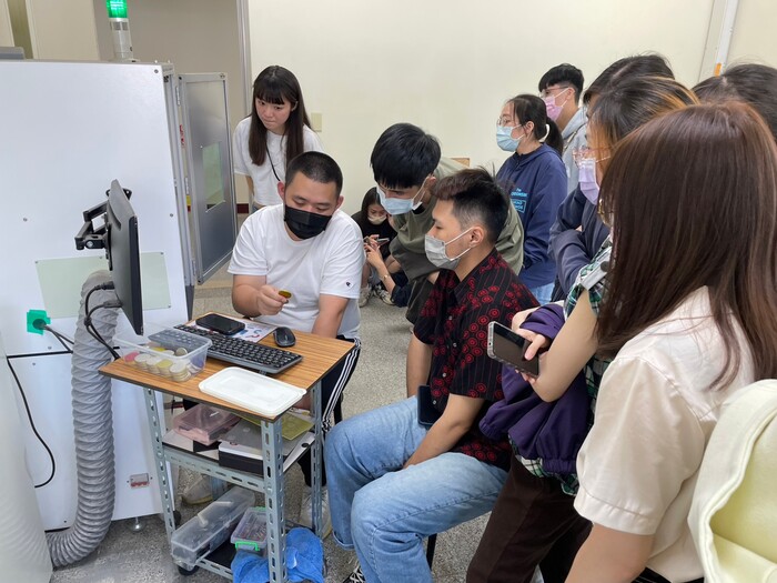 111-2 創新設計雷射雕克工作坊圖片
