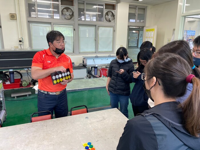 111-2 創新設計雷射雕克工作坊圖片